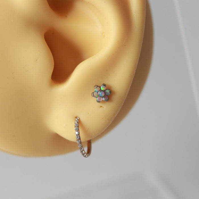 G23 Grade Titanium Opal Flower Threadless Push-Fit Flat Back